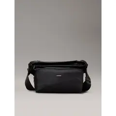 CALVIN KLEIN - Banano Plegable CK Essential Negro
