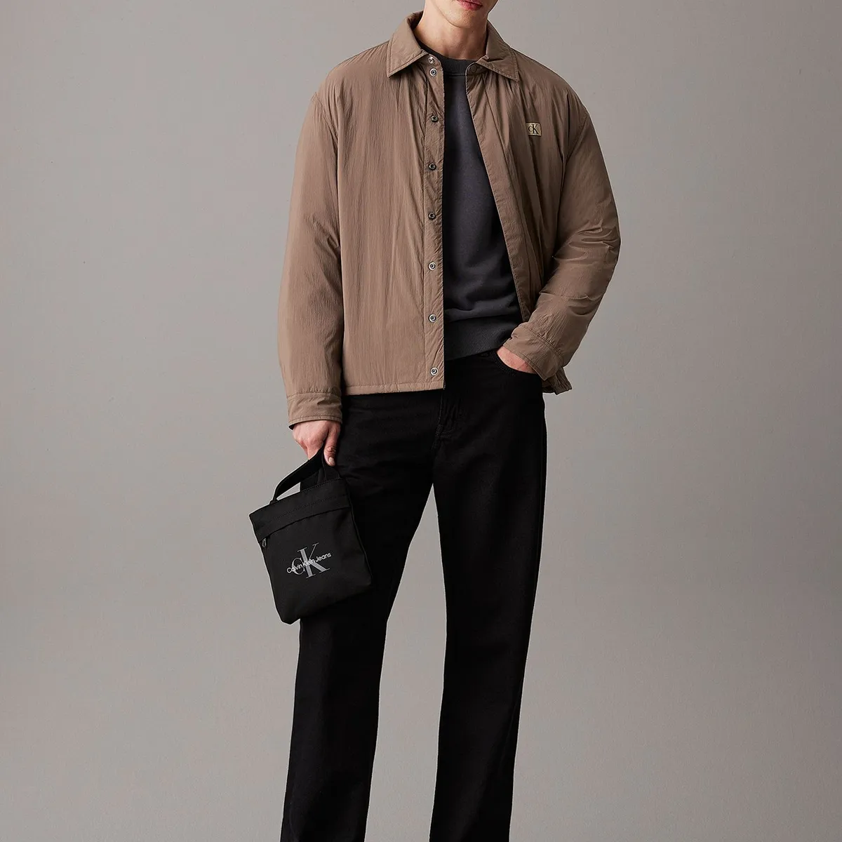 CALVIN KLEIN - Bolso Reporter Plano Sport Essentials Negro Calvin Klein