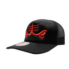 MITCHELL & NESS - Gorra NBA Logo Remix Trucker Bulls Negro