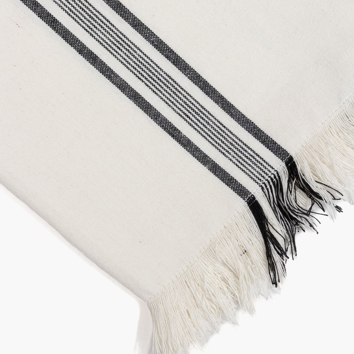 LOUNGE - Mantel Con Líneas 150 X 250 Cm Blanco LOUNGE