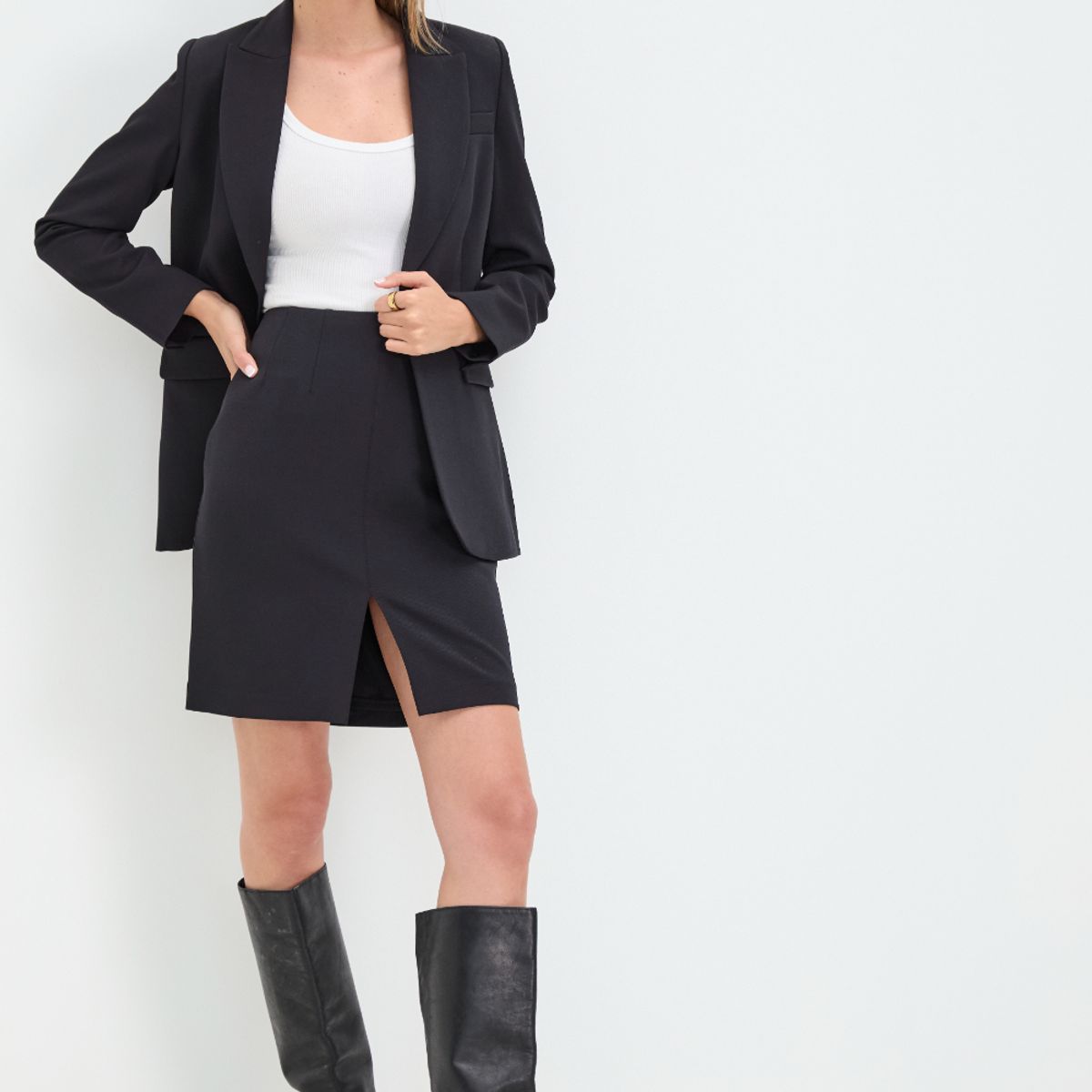 IO - Falda Corta Negro Mujer Io