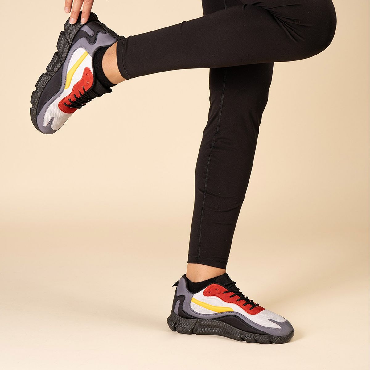 CHINITOWN - Zapatilla Deportiva Mujer Negro Loa Chinitown