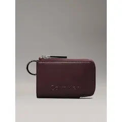 CALVIN KLEIN - Tarjetero Embossed Burdeo