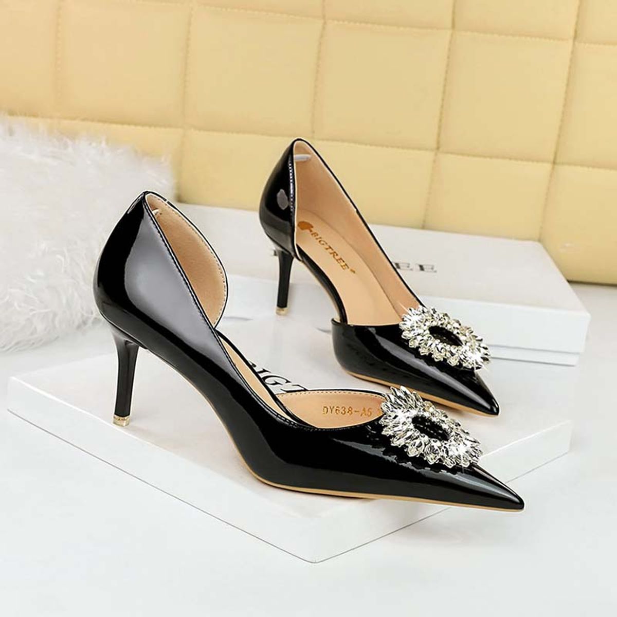 SHANDIAN - Zapato Formal Mujer Beige