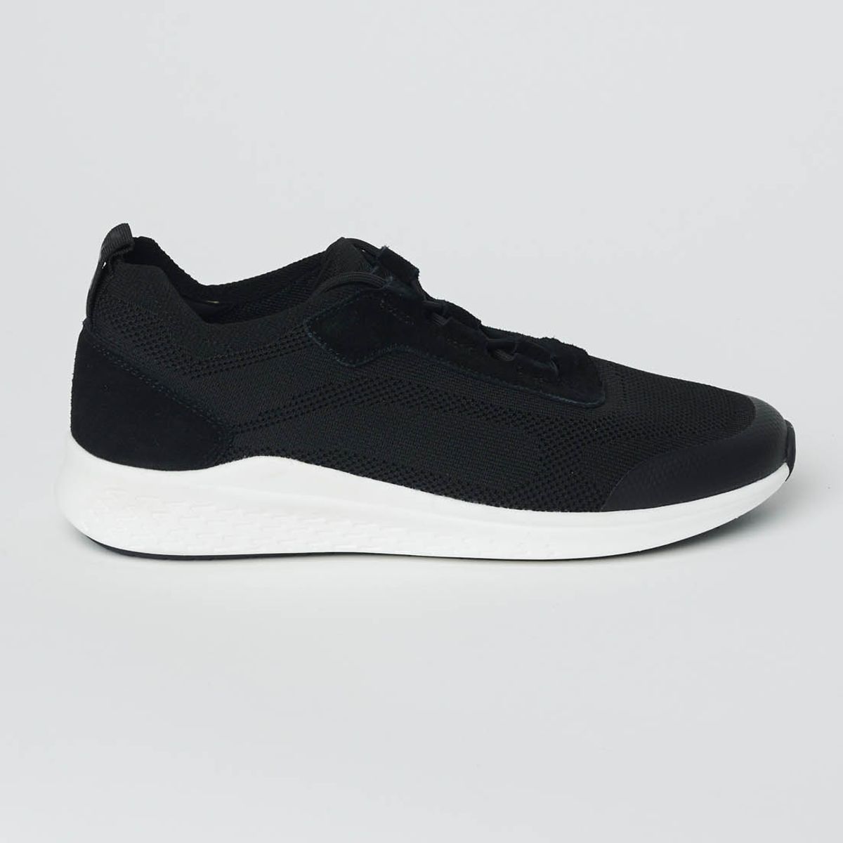 NEW MAN - Zapatillas Oviedo Heritage Negro Newman
