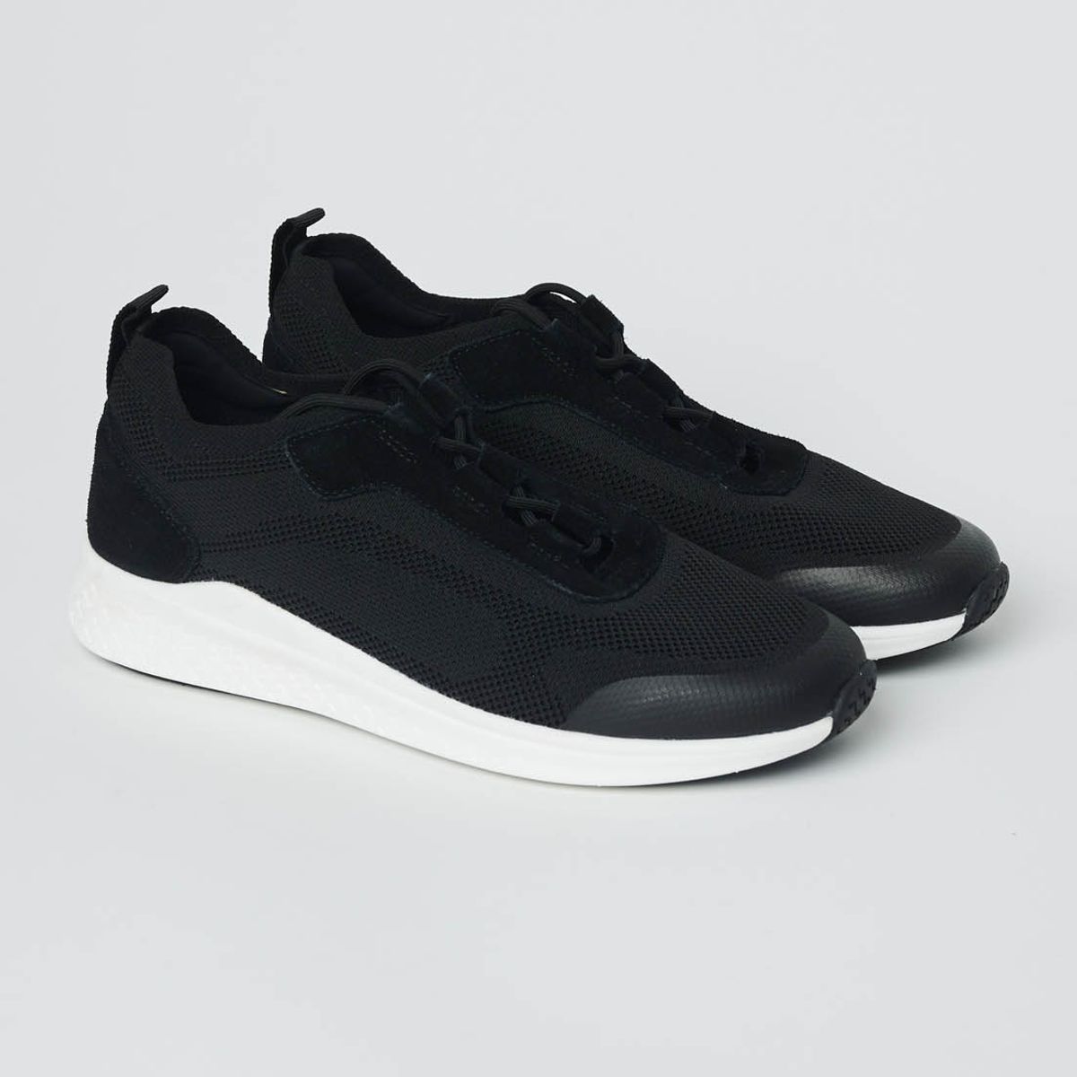NEW MAN - Zapatillas Oviedo Heritage Negro Newman