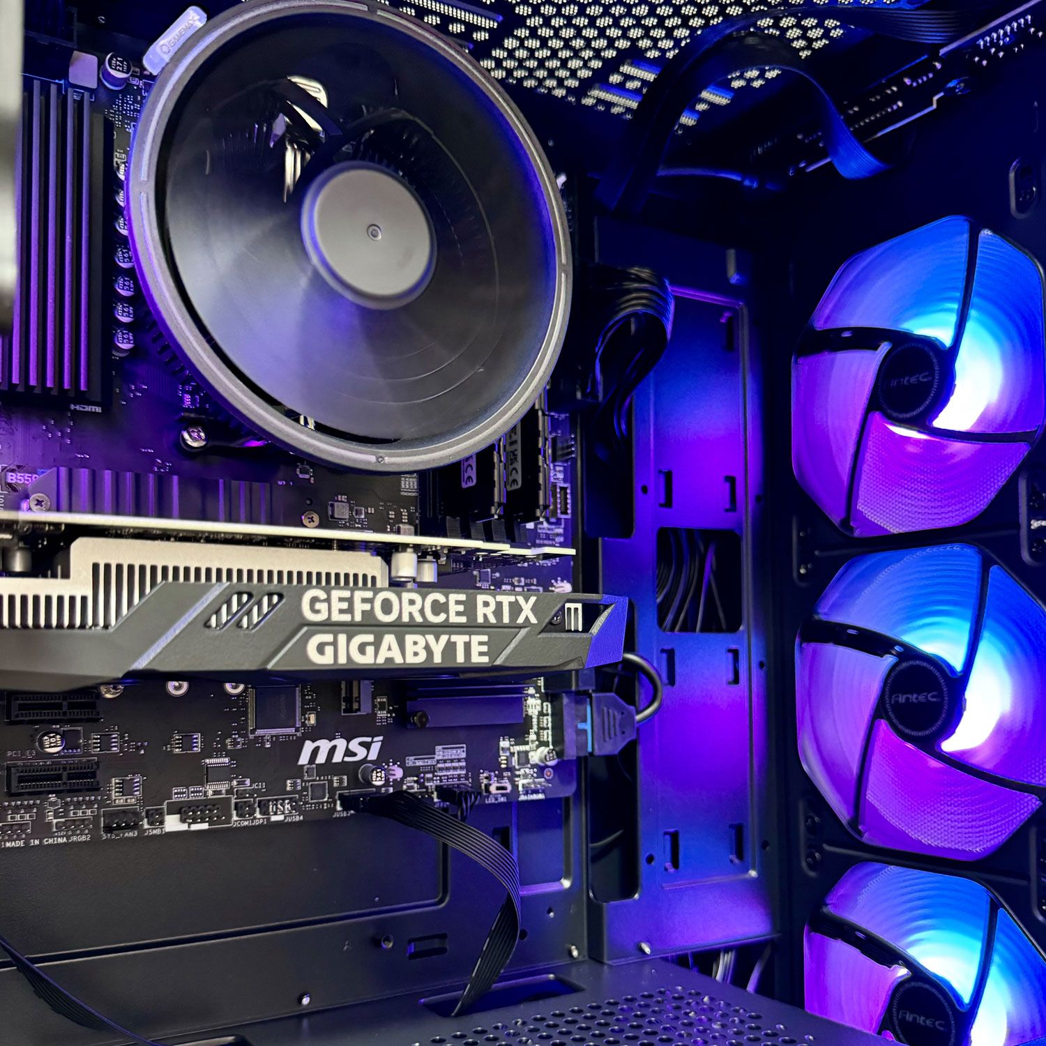 COMPU ELITE PC Gamer Amd Ryzen 5 5600X + 16GB DDR4 + RX 7600 8GB