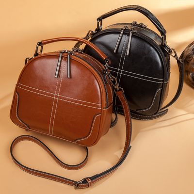 Imagen 2 del producto Bolso bandolera de mujer en piel maciza