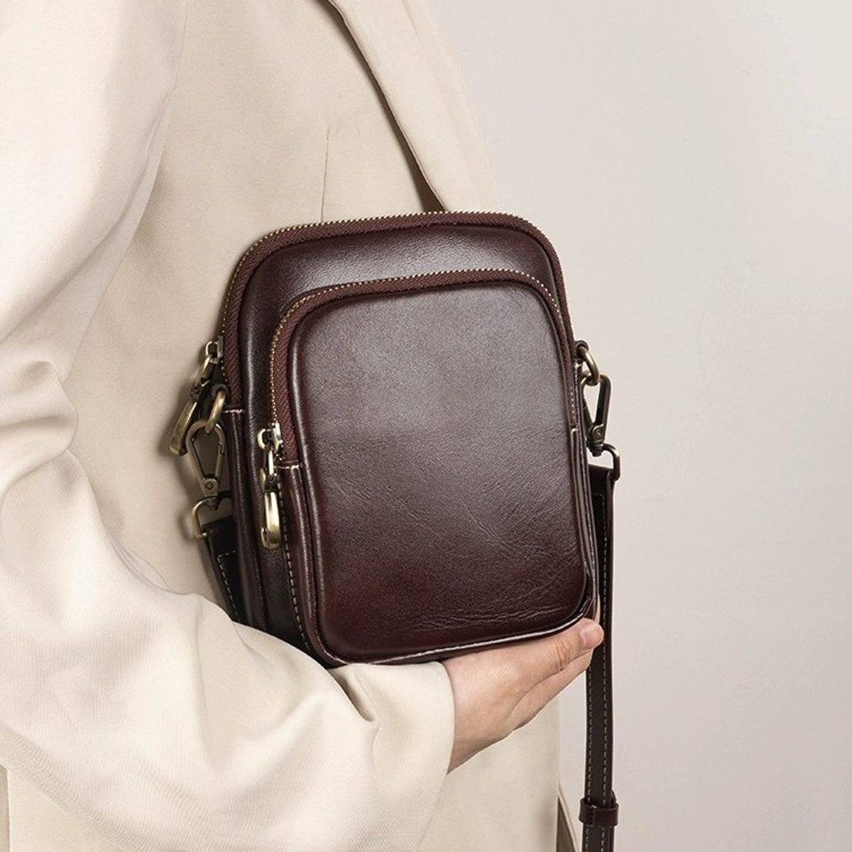 PUREPOWER - Bandolera antigua de piel de vacuno de curtido vegeta