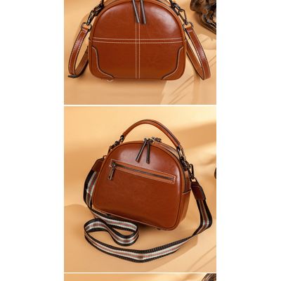 Imagen 2 del producto Bolso bandolera de mujer en piel maciza