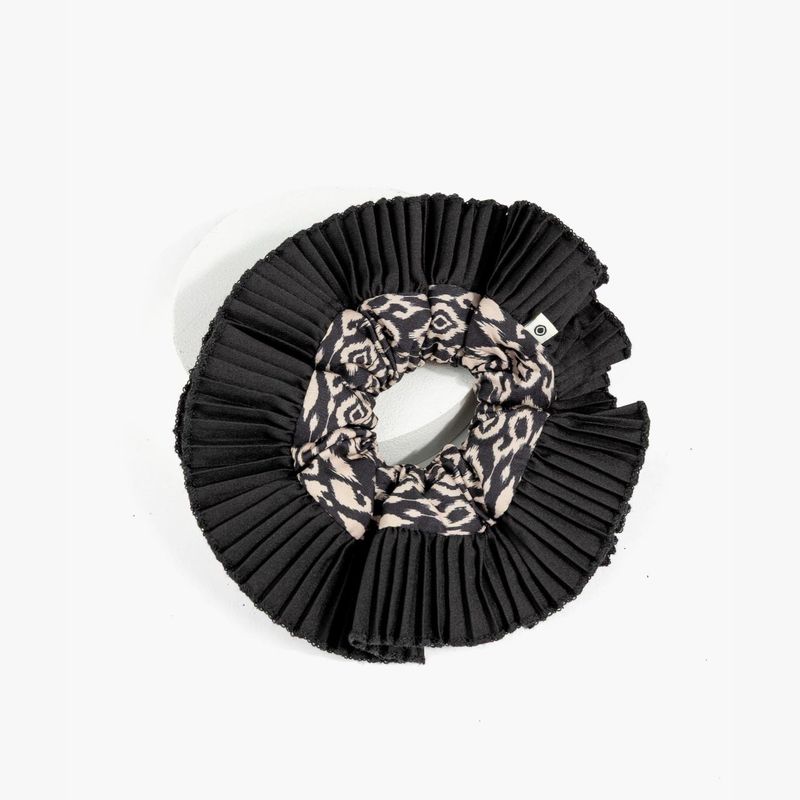 LOUNGE - Collet Mujer Con Vuelos Plisados