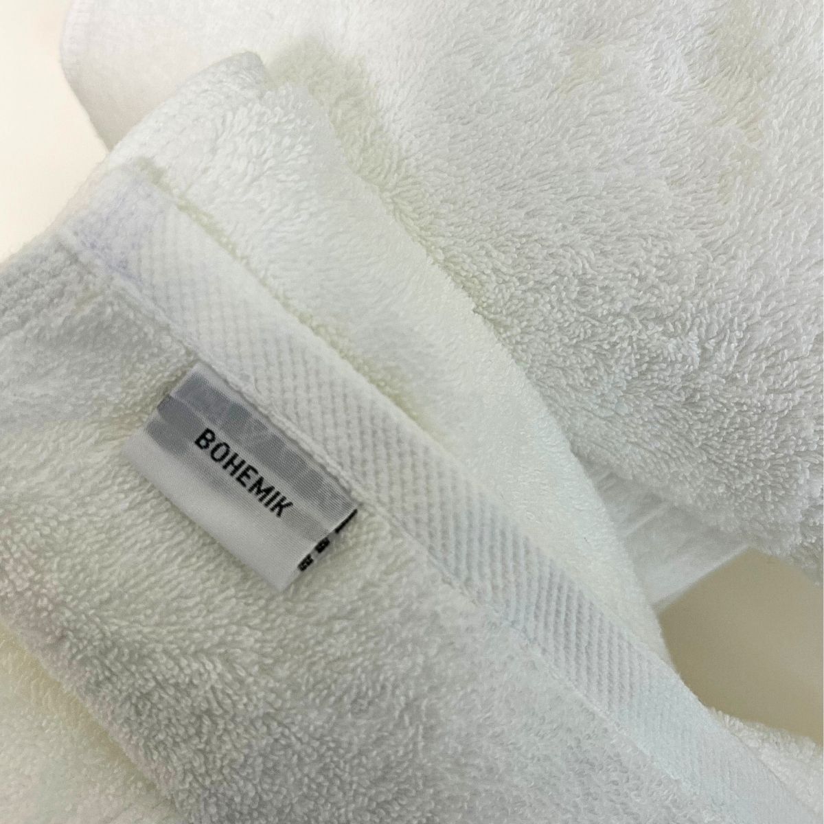 BOHEMIK - 3 TOALLAS ROYAL TOUCH Baño 60 cm x 130 cm Algodón 550 GSM BOHEMIK