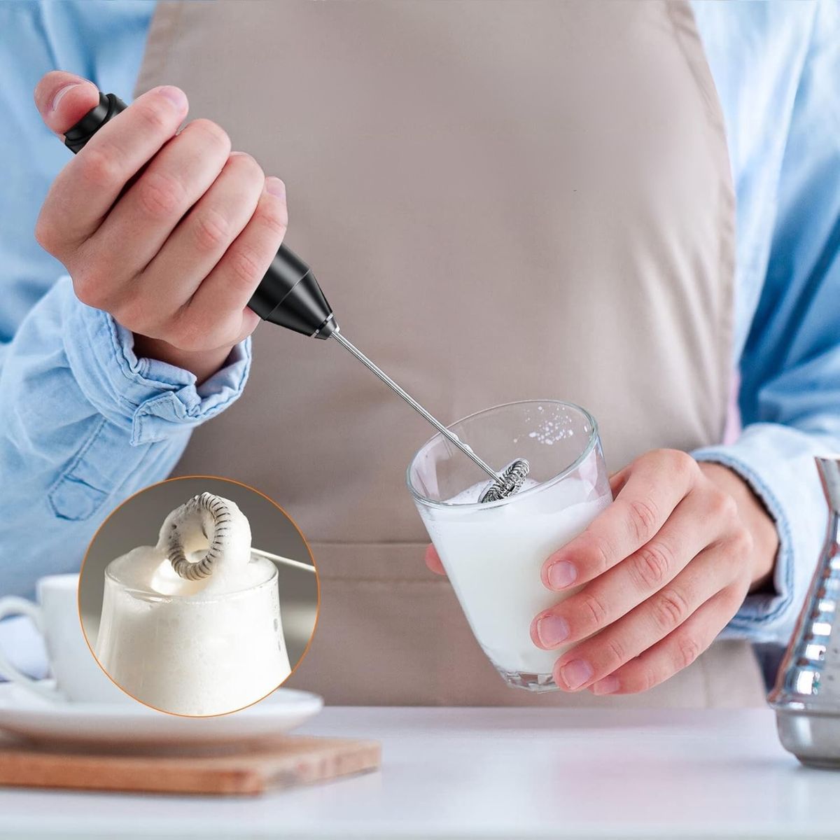 MOVI - Batidor y Espumador Eléctrico Pórtatil Para Café y Tragos