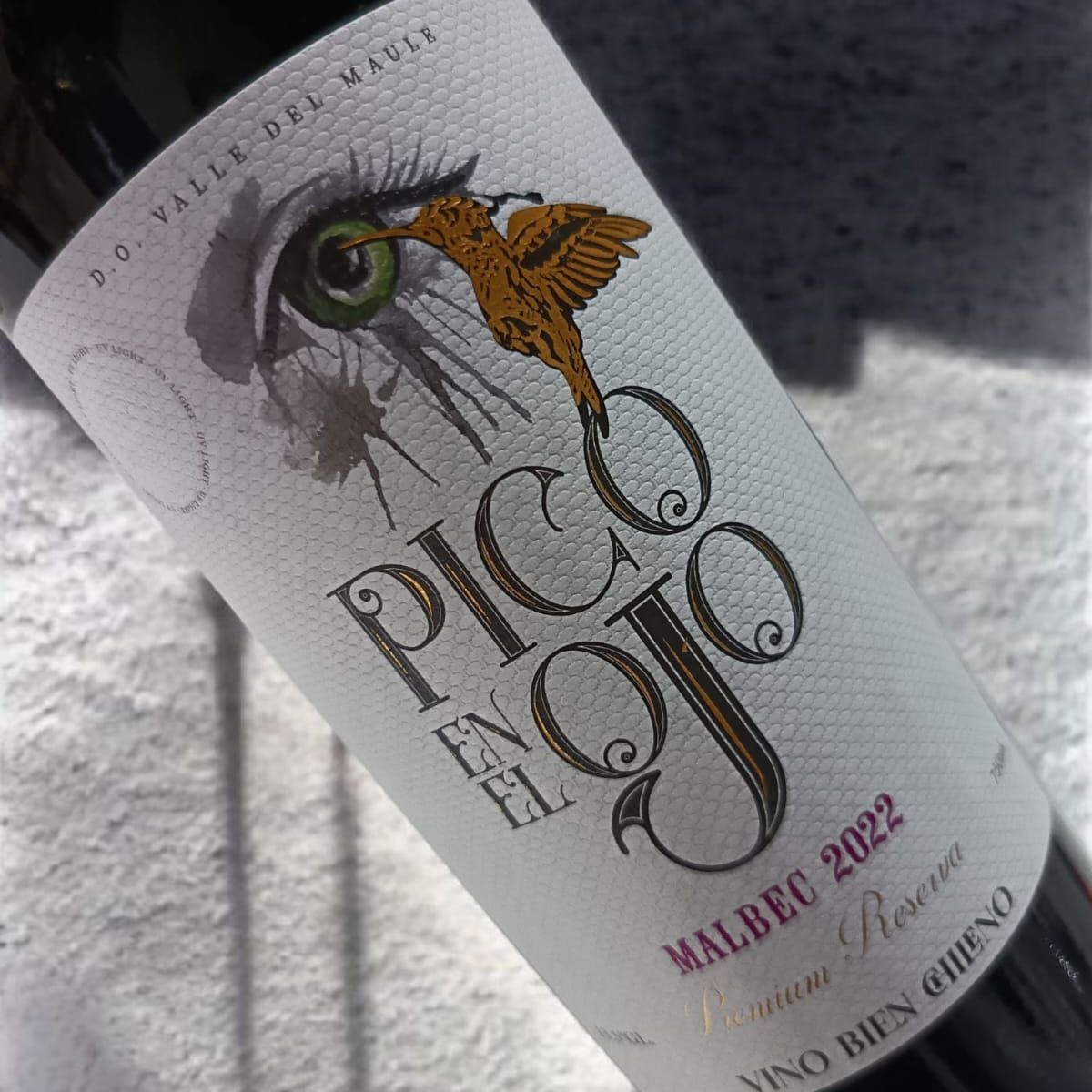 GENERICO - Vino Insolente Pico En El Ojo Malbec Premium Reserva 750ml