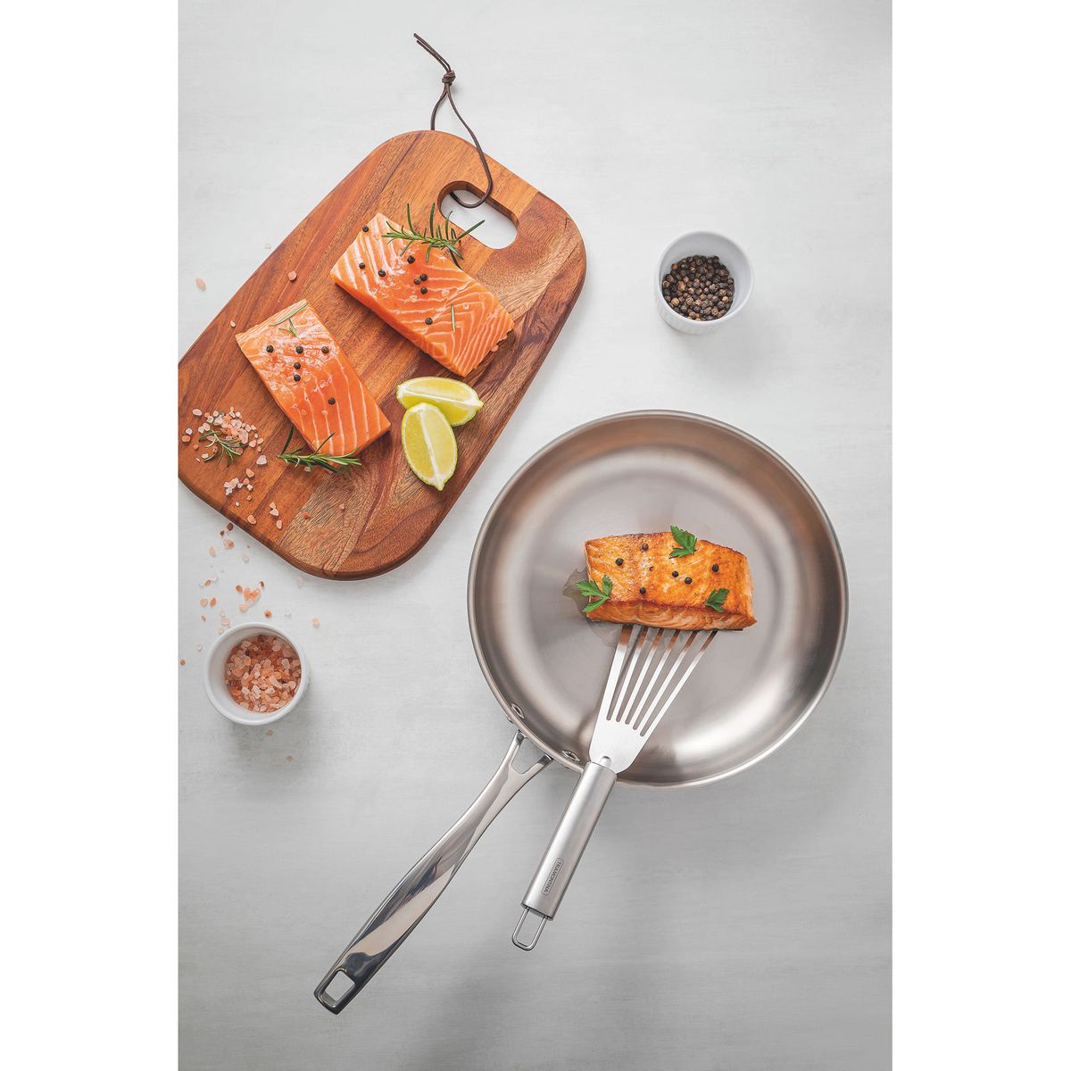 TRAMONTINA - Sartén Tramontina Grano de acero inoxidable con cuerpo triple y mango 26 cm 2,2 L