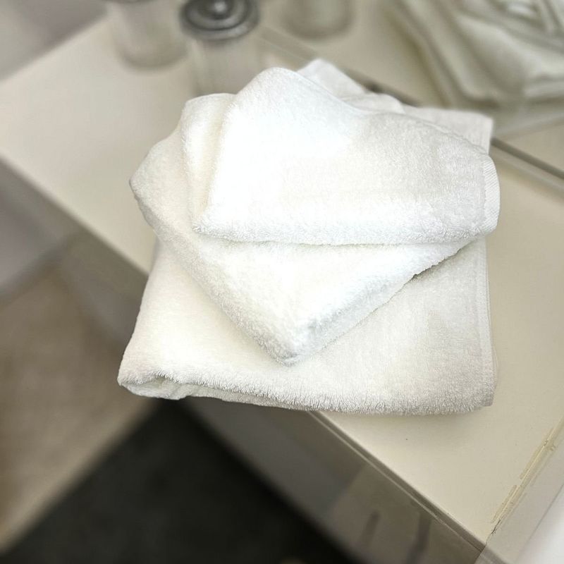 BOHEMIK - Pack TOALLAS ROYAL TOUCH, 1 unidad de cada tamaño
