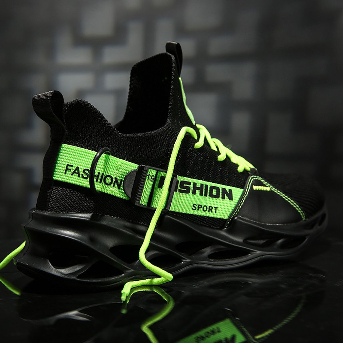 DANWEILE - Zapatillas de running de malla transpirable para hombre - Negro.