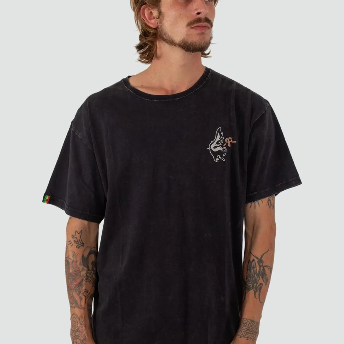 KAYA UNITE - Polera Hombre Skunk Negra