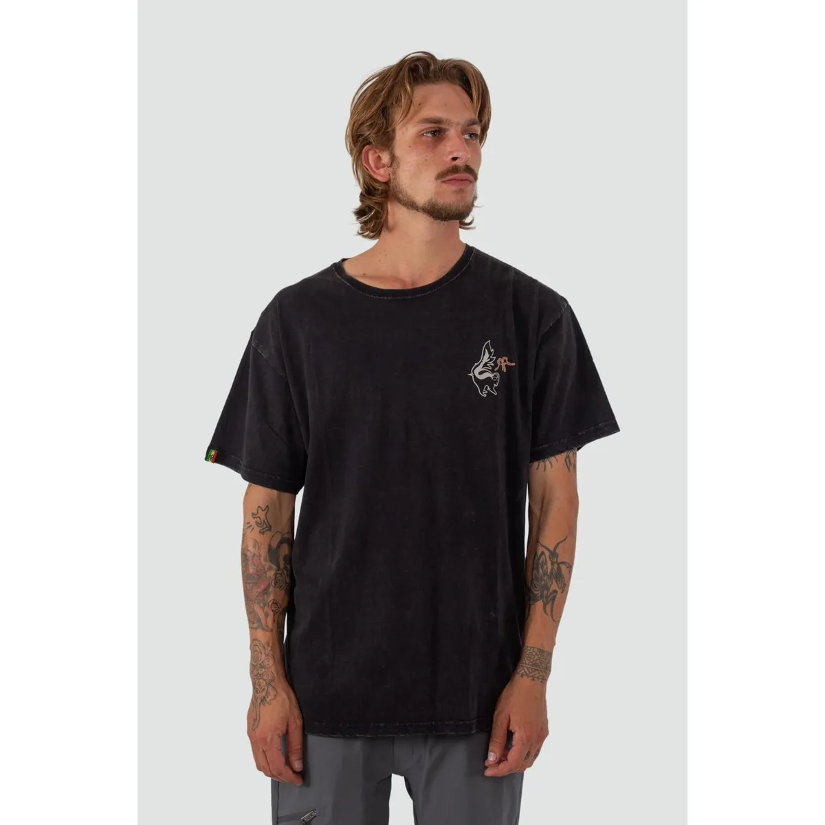 KAYA UNITE - Polera Hombre Skunk Negra