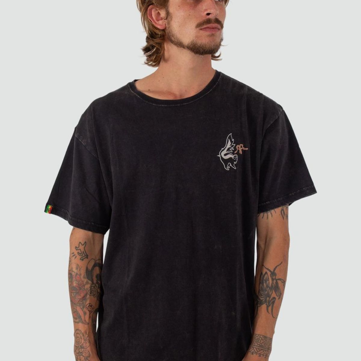 KAYA UNITE - Polera Hombre Skunk Negra
