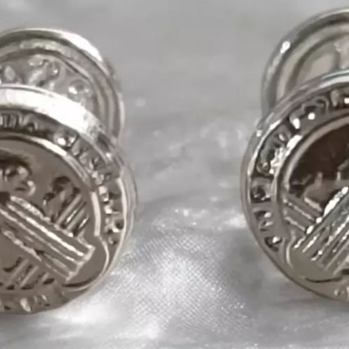 GENERICO - Aros Tope Plata Fina Infantil San Benito Protector Niña
