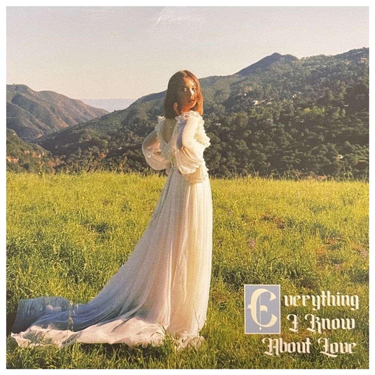 HITWAY MUSIC - LAUFEY - EVERYTHING I KNOW ABOUT LOVE - CD