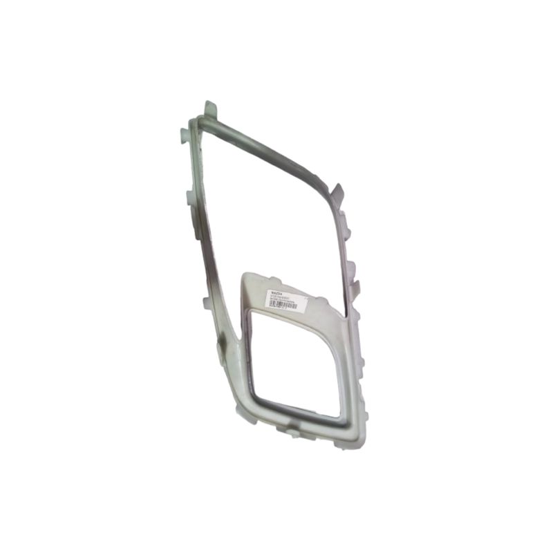 GENERICO - Bisel Rejilla o Tapa Parachoque Derecho MAZDA 6 2009-2010