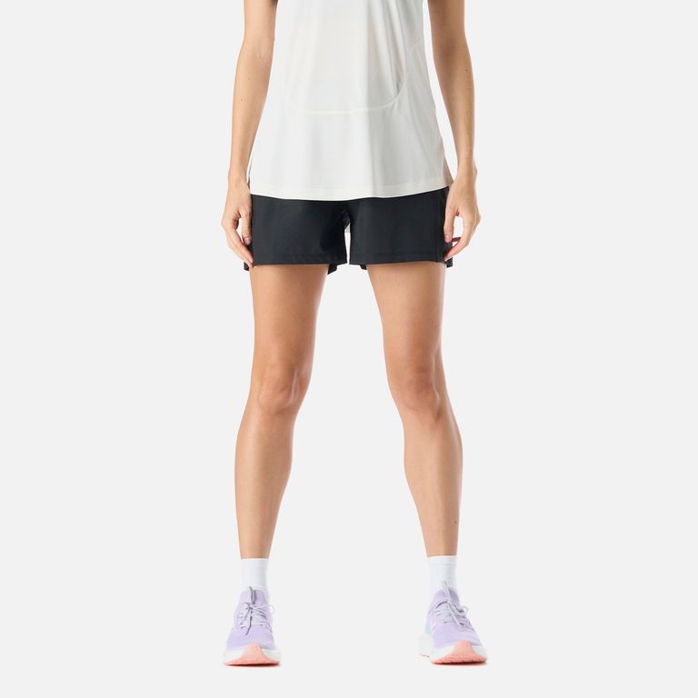Short Deportivo Running 4" Mujer Built To Move Negro XS