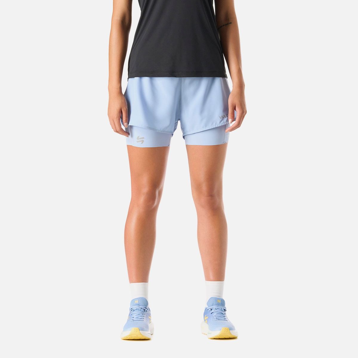 VULCANO - Short Deportivo 2 en 1 2,5" Mujer Built To Move