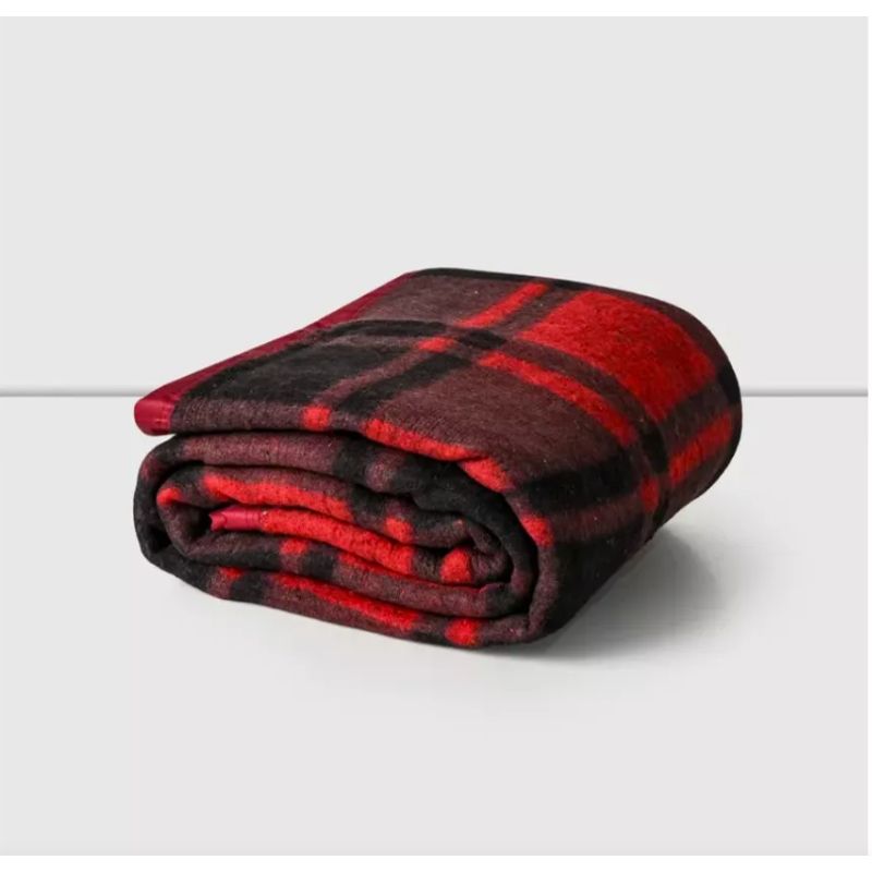 ILLUSIONS - Frazada Eco Jacquard Cannon (Apto 1 Pl Y 1.5) ESCOCES GRIS ROJO