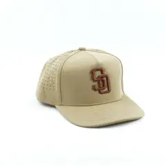 TRIPLE PLAY - Gorra Bordada San Diego SD Beige