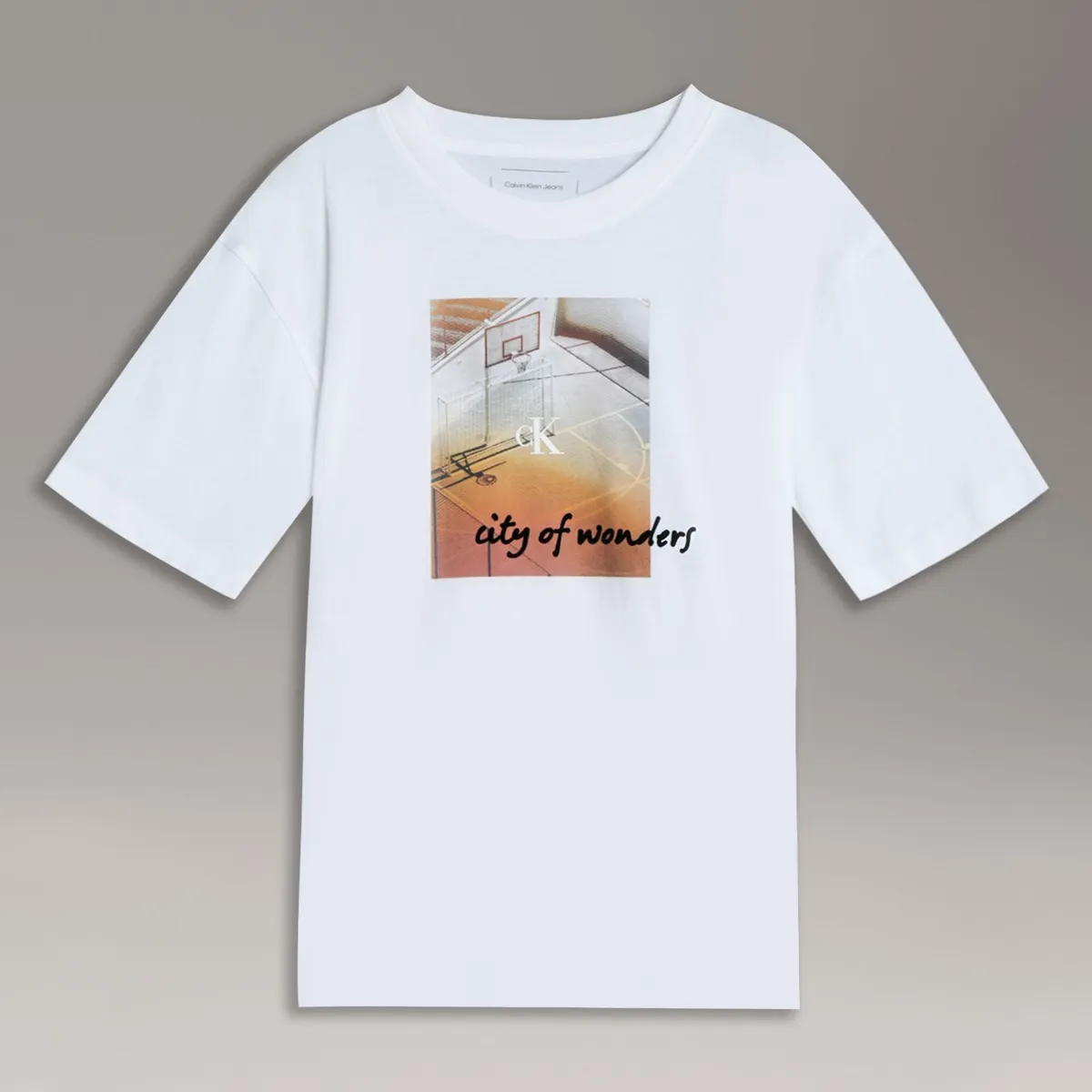 CALVIN KLEIN - Polera Niño City Scene Relaxed Blanco Calvin Klein