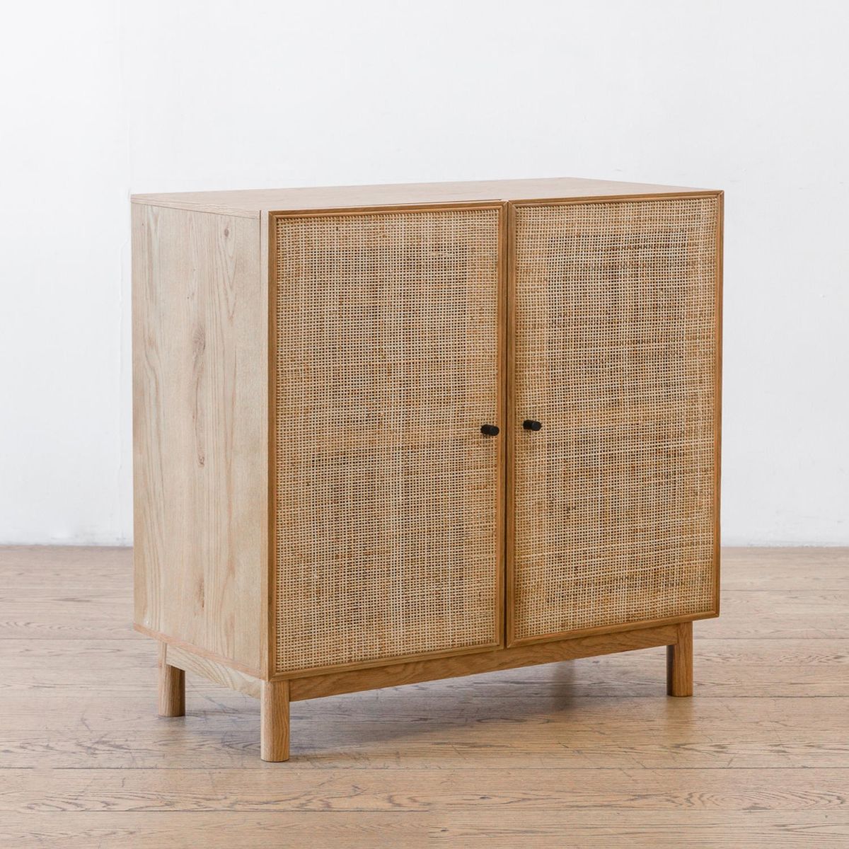 AMOBLE - Bar Mariane Amoblé