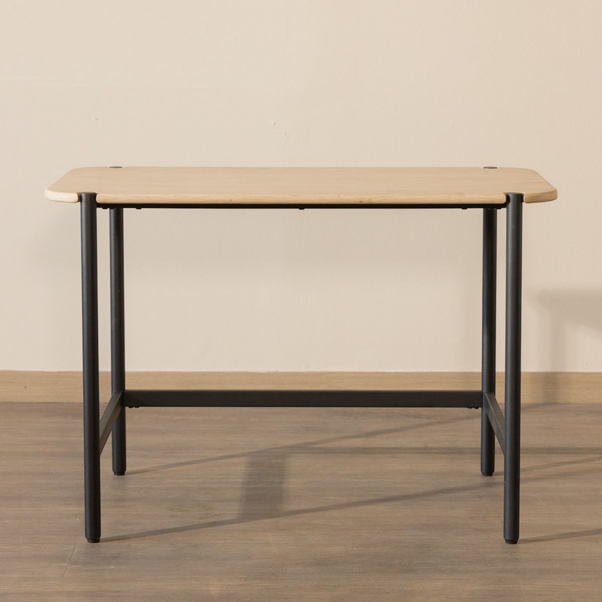 AMOBLE - Escritorio Tranta Negro Amoblé