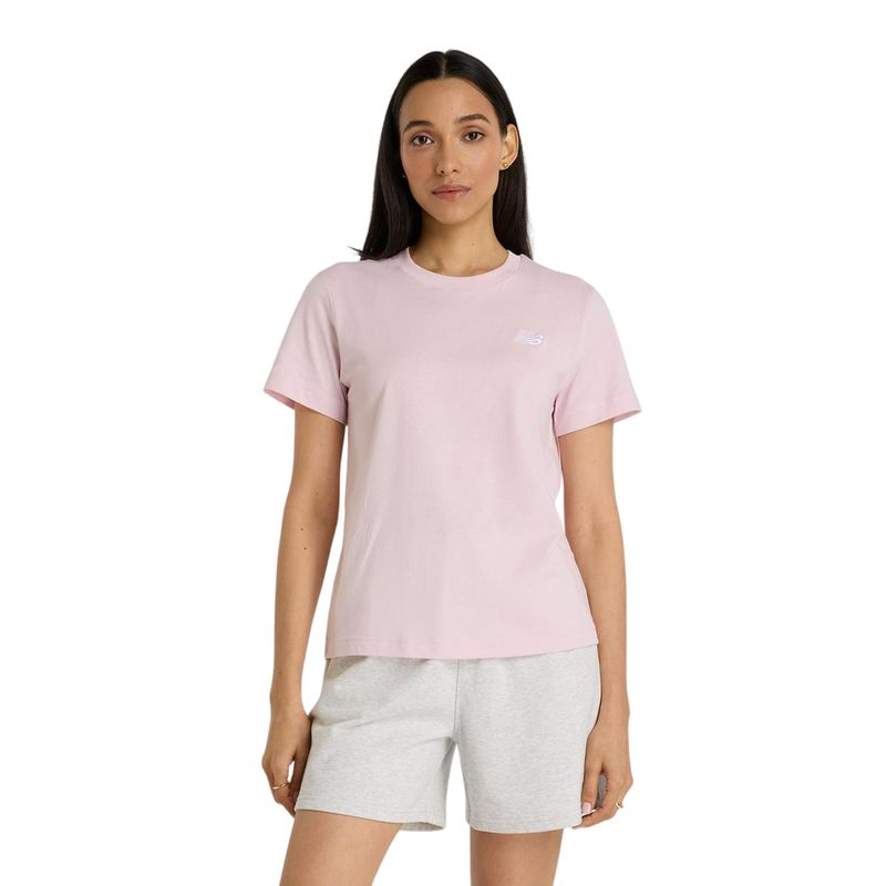 NEW BALANCE - Polera Lifestyle Mujer New Balance Sport Essentials Rosada