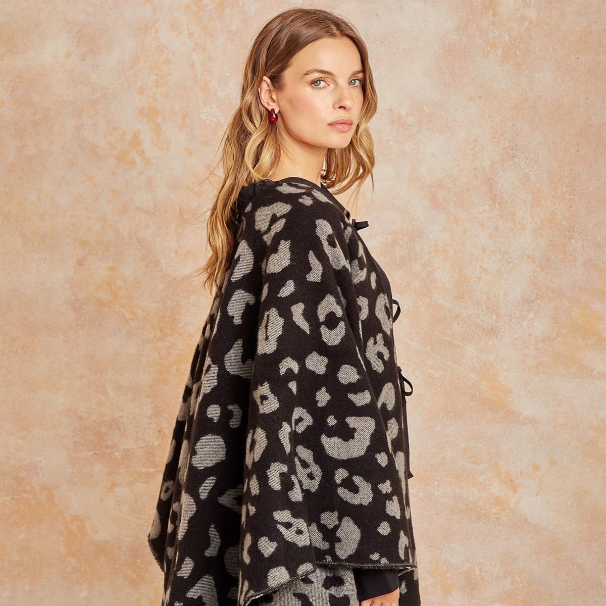 LOUNGE - Capa Animal Print LOUNGE