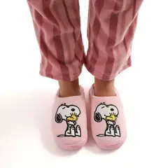SNOOPY - Pantufla Mujer Abrazo Rosado