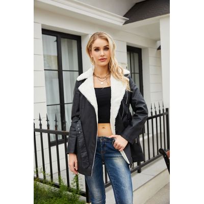 Imagen 2 del producto Abriigo de PU acolchada con cinturón para mujer - Negro