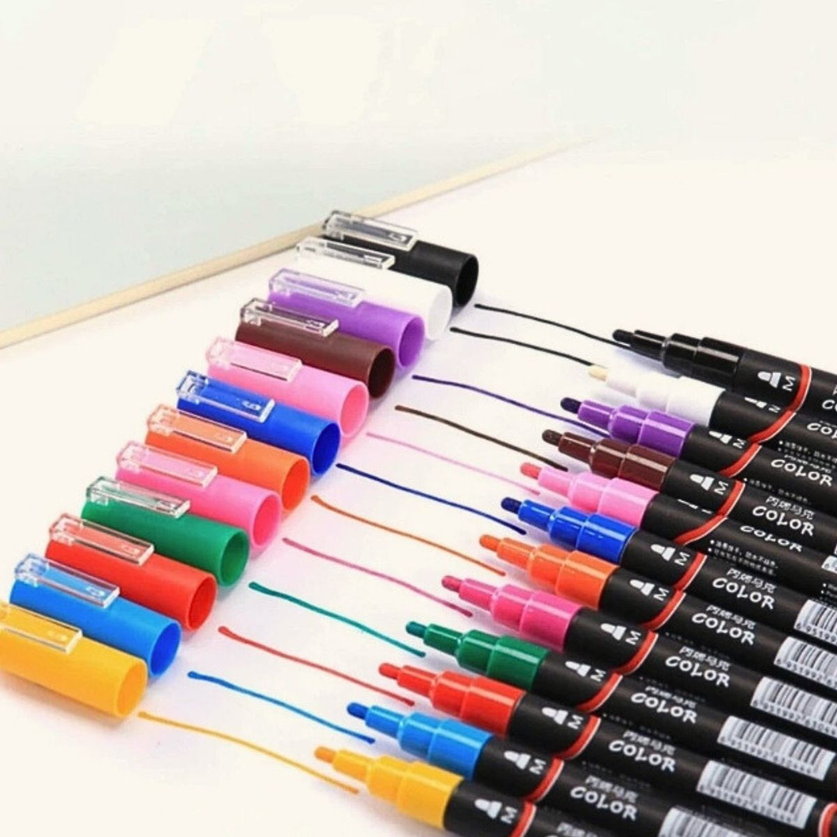 GENERICO - Plumones Acrílicos 12 Colores Para Toda Superficie