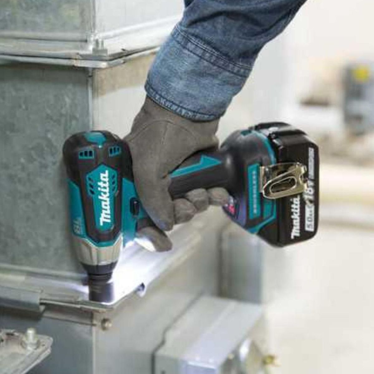MAKITA - Llave de Impacto Inal Makita DTW180Z Sin Baterías