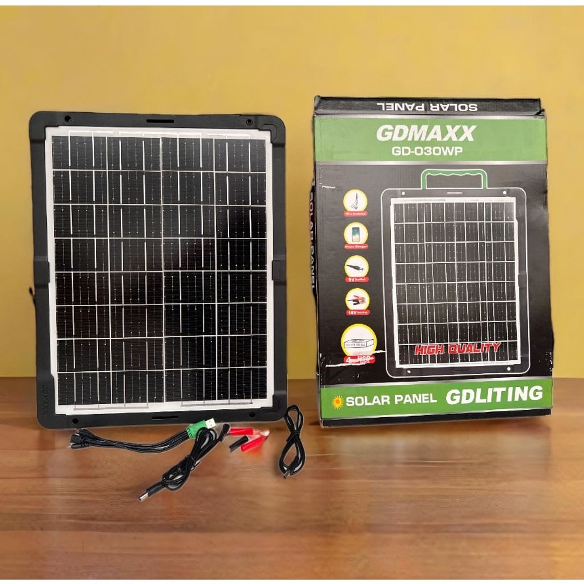 STARTECHOFFICE - Panel Solar Portátil 30W 18V Adaptador de carga Múltiple Cable USB Dispositivos Móviles Cámaras