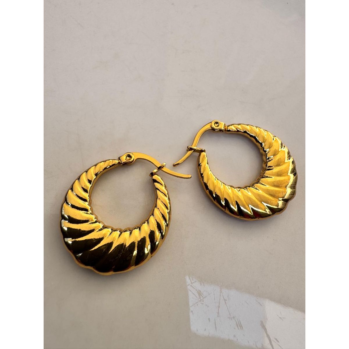 GENERICO - Aros Croiss  Elegantes Aros de Acero Inoxidable