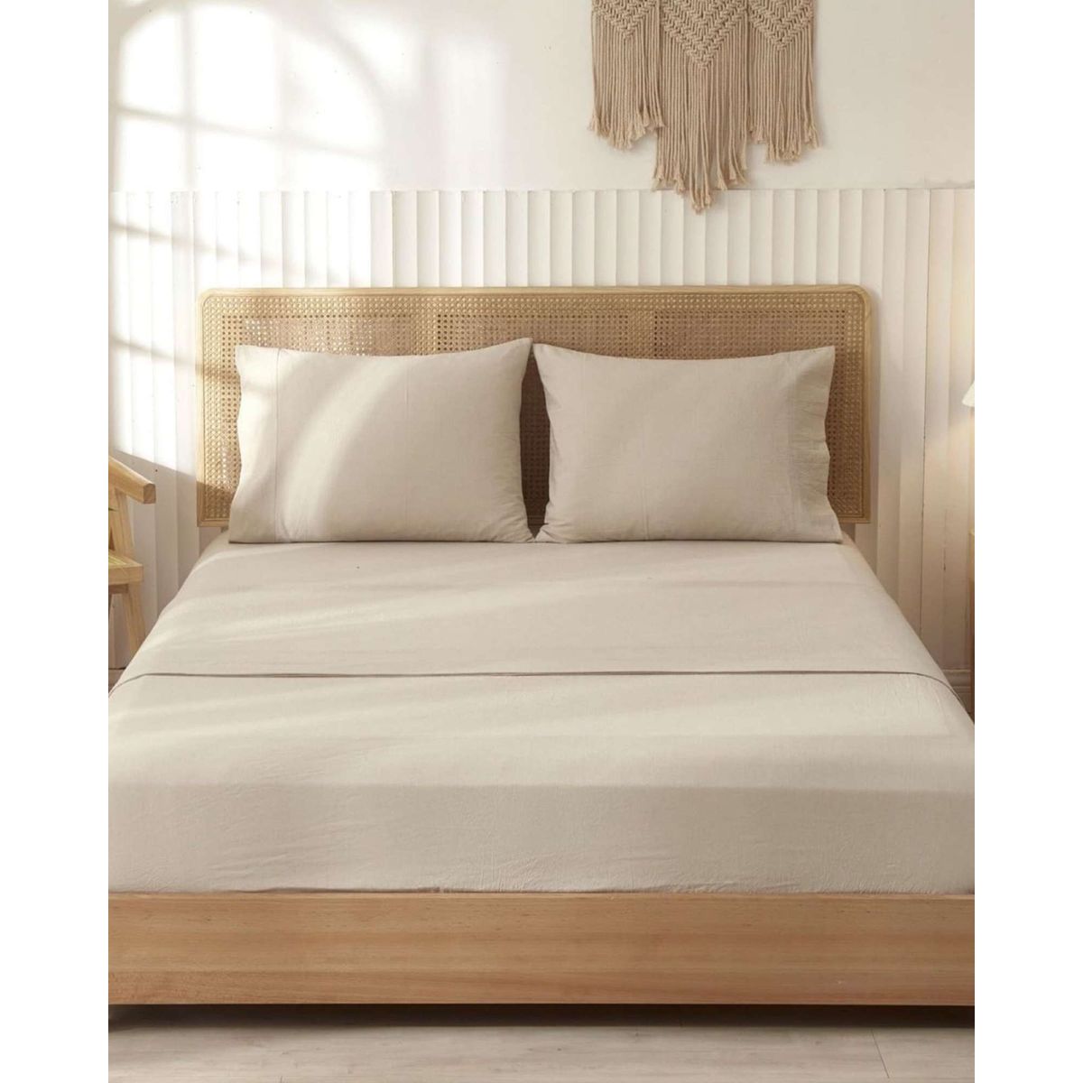 GENERICO - JUEGO DE SABANAS DE 200 HILOS  PLAZA Y MEDIA BEIGE