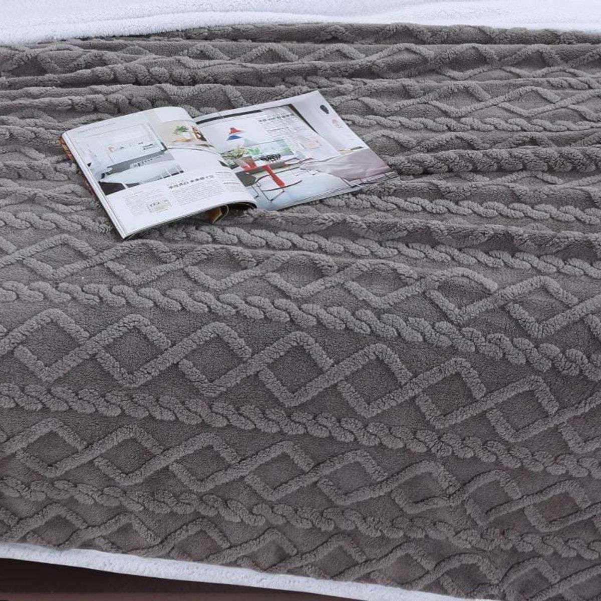 GENERICO - FRAZADA NEGRO GRUESA SUAVE CHIPORRO PARA INVIERNO