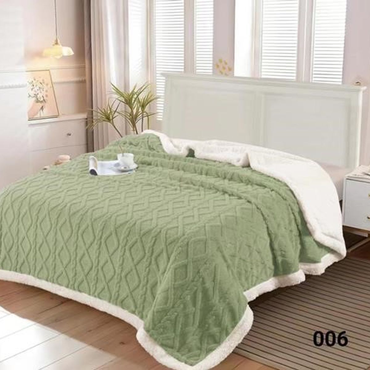 GENERICO - FRAZADA VERDE GRUESA SUAVE CON CHIPORRO PARA INVIERNO