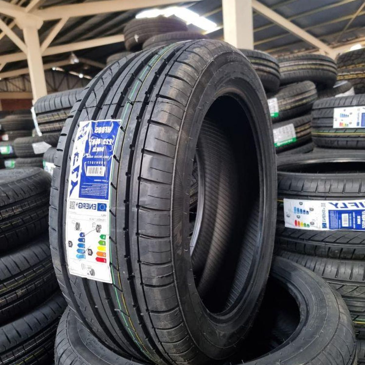 GENERICO - Neumático  22545 R17 HIFLY  HF805 94WXL