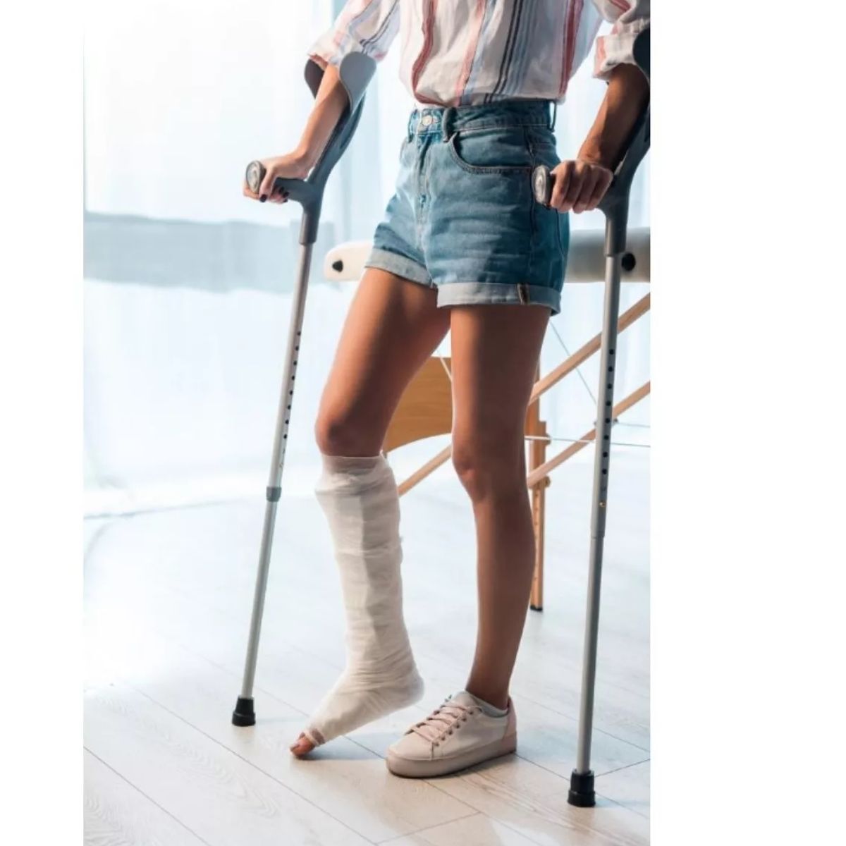 GENERICO - Baston Muleta Canadiense Ortopedico Altura Ajustable Gris