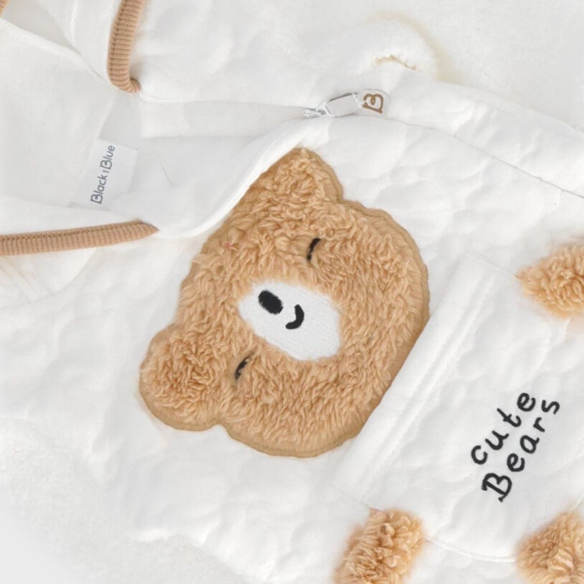 BLACK AND BLUE - Enterito recién nacido con osito blanco Black and Blue