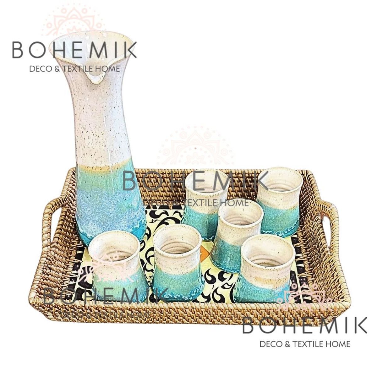 BOHEMIK - Pack Cocktail Set Jarra y Vasos para Pisco Sour Esmeralda y Bandeja EMA