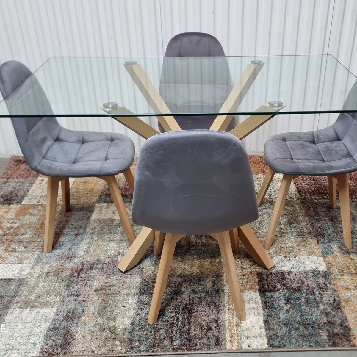 GENERICO - Comedor Barcelona Capitone Gris 4 Sillas Rectangular